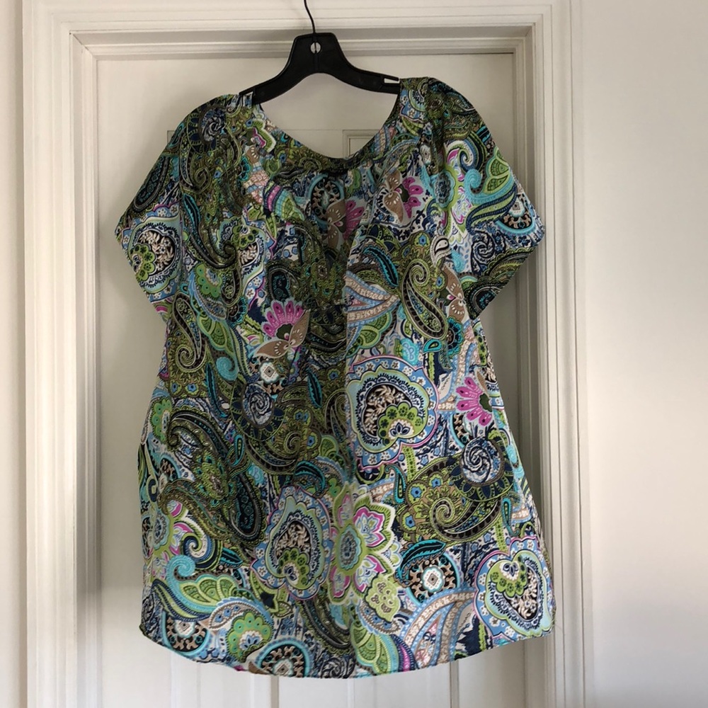 Multi color short sleeve top